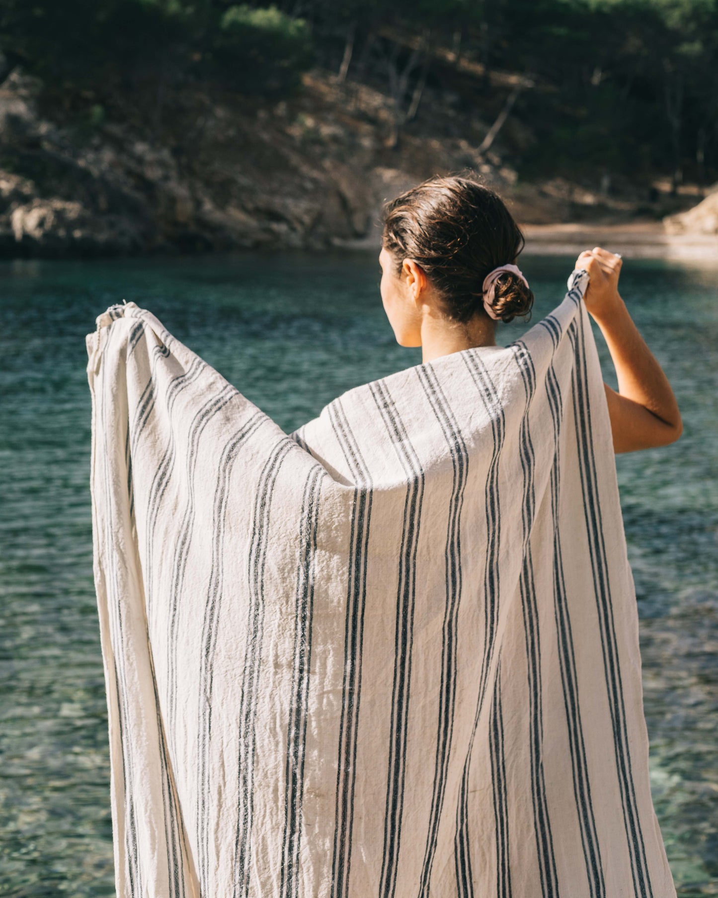 lia drying in sapphire towel